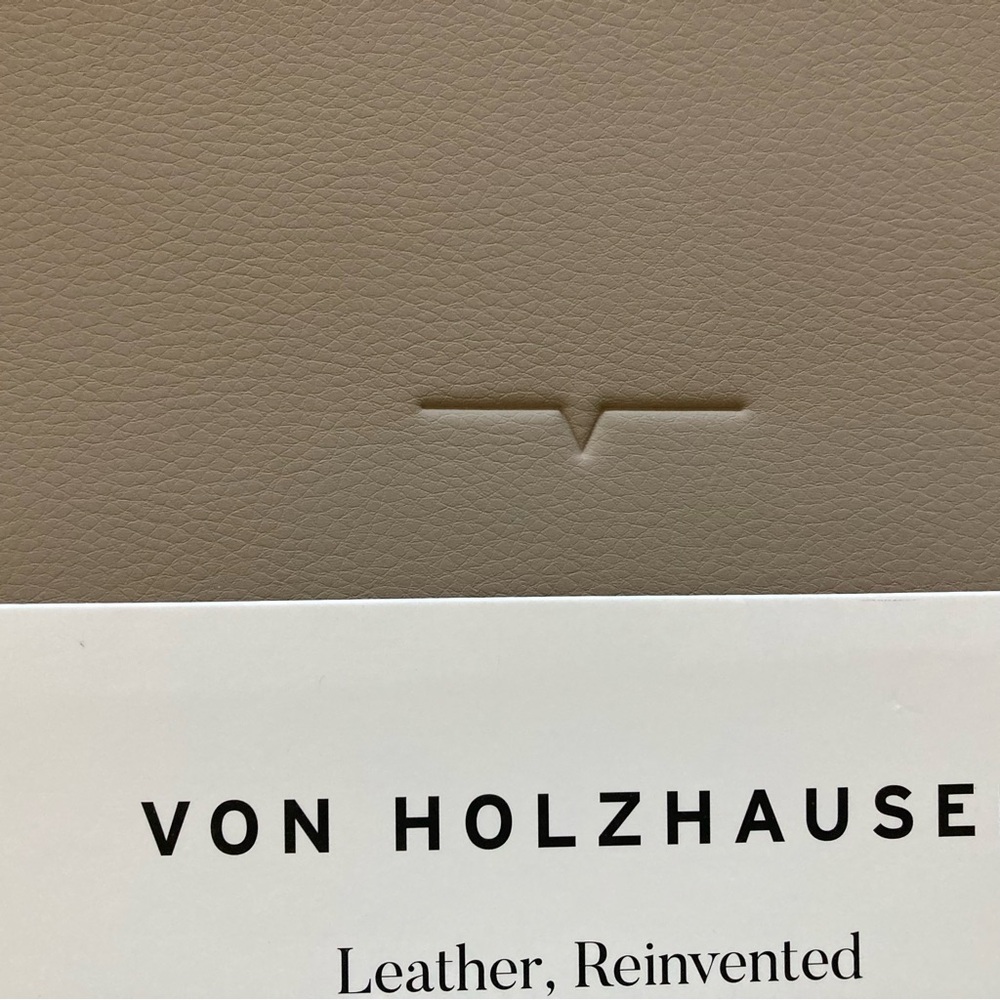 Von Holzhausen The MacBook Portfolio 16-inch | NWT - Picture 11 of 12